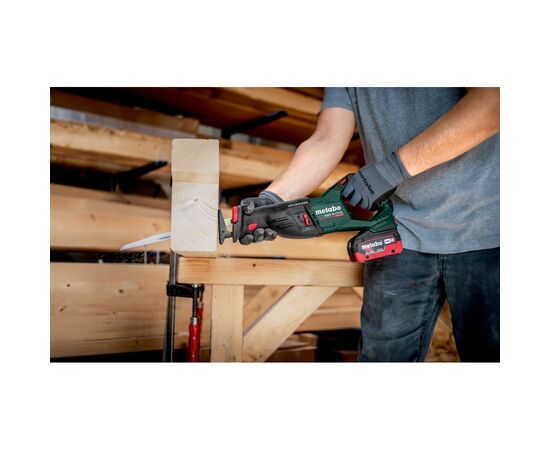 Сабельная пила Metabo SSEP 18 LT BL 18V, ход 32мм, 0-3000об/мин, 3кг (без АКБ и ЗУ) (601617850), изображение 2 Сабельная пила Metabo SSEP 18 LT BL 18V, ход 32мм, 0-3000об/мин, 3кг (без АКБ и ЗУ) (601617850), изображение 2