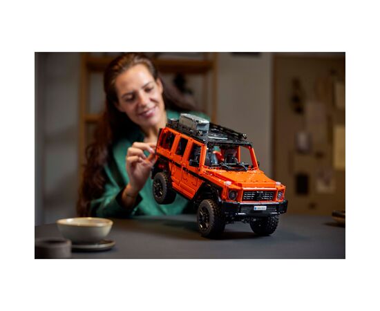 Конструктор LEGO Technic Mercedes-Benz G 500 PROFESSIONAL Line (42177), зображення 9 Конструктор LEGO Technic Mercedes-Benz G 500 PROFESSIONAL Line (42177), зображення 9