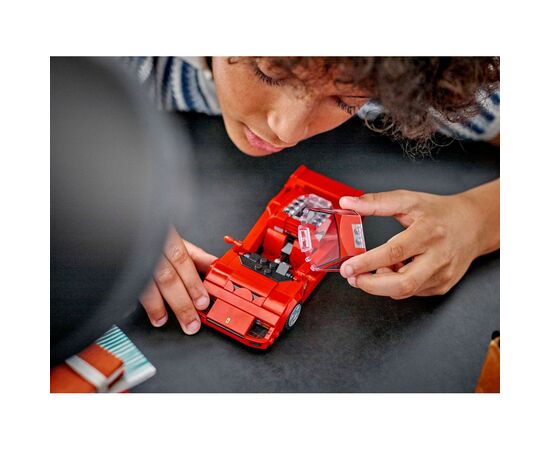 Конструктор LEGO Speed Champions Суперкар Ferrari F40, 318 деталей (76934), изображение 11 Конструктор LEGO Speed Champions Суперкар Ferrari F40, 318 деталей (76934), изображение 11