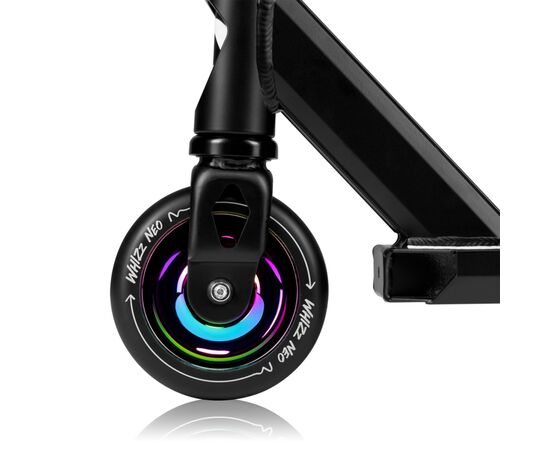 Самокат Lionelo Whizz Neo Black Carbon Multicolor (LO-WHIZZ NEO BLACK CARBON MULTICOLOR), изображение 6 Самокат Lionelo Whizz Neo Black Carbon Multicolor (LO-WHIZZ NEO BLACK CARBON MULTICOLOR), изображение 6