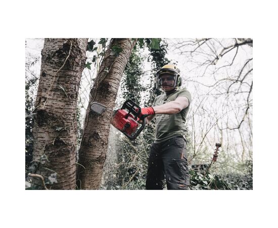 Цепная пила Milwaukee FCHS35-0 M18, 35 см (без АКБ и ЗУ) (4933479678), изображение 11 Цепная пила Milwaukee FCHS35-0 M18, 35 см (без АКБ и ЗУ) (4933479678), изображение 11