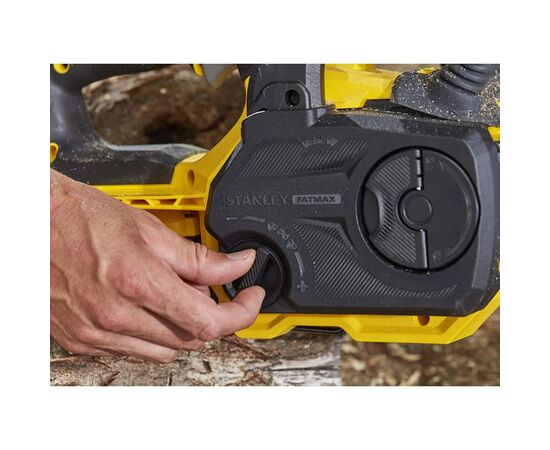 Ланцюгова пила Stanley FatMax, 20V, 4Ah, шина 30 см, ланцюг 3/8'' (SFMCCS630M1), зображення 2 Ланцюгова пила Stanley FatMax, 20V, 4Ah, шина 30 см, ланцюг 3/8'' (SFMCCS630M1), зображення 2