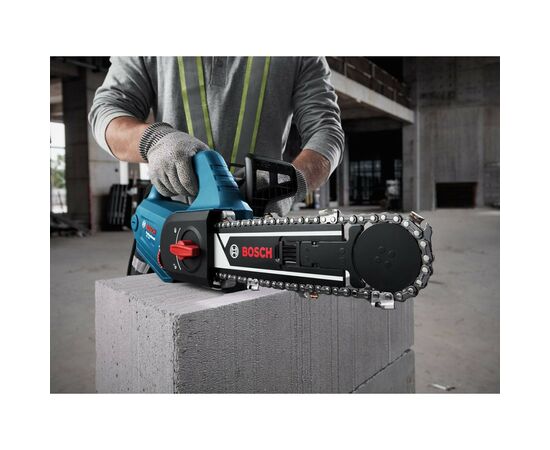 Цепная пила Bosch Professional для газобетонных блоков GAC 250, 1200 Вт, 330 мм, 3/8 (0.601.2B6.020), изображение 4 Цепная пила Bosch Professional для газобетонных блоков GAC 250, 1200 Вт, 330 мм, 3/8 (0.601.2B6.020), изображение 4