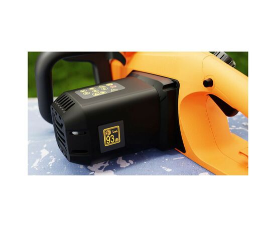 Цепная пила Black&Decker 2.0 кВт, шина 45 см, скорость 14,50 м/с, цепь 3/8' (BECS2245), изображение 8 Цепная пила Black&Decker 2.0 кВт, шина 45 см, скорость 14,50 м/с, цепь 3/8' (BECS2245), изображение 8