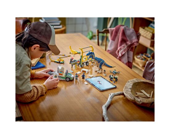 Конструктор LEGO Jurassic World Миссии динозавров: Грузовик для перевозки аллозавра (76966), изображение 11 Конструктор LEGO Jurassic World Миссии динозавров: Грузовик для перевозки аллозавра (76966), изображение 11