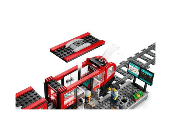Конструктор LEGO City Трамвай и вокзал в центре города 811 деталей (60423), изображение 5 Конструктор LEGO City Трамвай и вокзал в центре города 811 деталей (60423), изображение 5