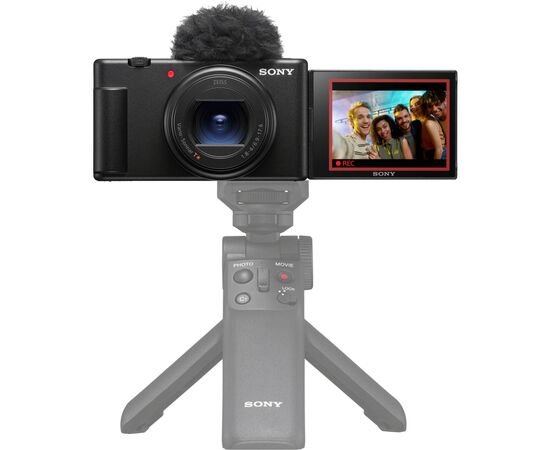 Цифровой фотоаппарат Sony ZV-1M2 Black (ZV1M2B.CE3), изображение 12 Цифровой фотоаппарат Sony ZV-1M2 Black (ZV1M2B.CE3), изображение 12