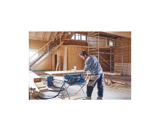 Циркулярная пила Bosch циркулярная Professional GTS 635-216 (0.601.B42.000), изображение 3 Циркулярная пила Bosch циркулярная Professional GTS 635-216 (0.601.B42.000), изображение 3