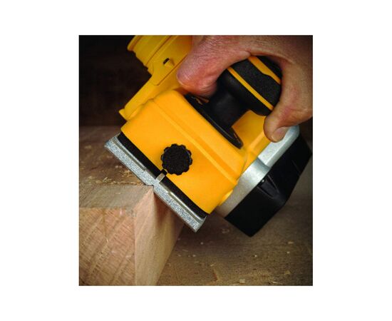 Электрорубанок DeWALT 18 В XR Li-lon, 82 мм, TSTAK (без АКБ и ЗУ) (DCP580NT), изображение 9 Электрорубанок DeWALT 18 В XR Li-lon, 82 мм, TSTAK (без АКБ и ЗУ) (DCP580NT), изображение 9