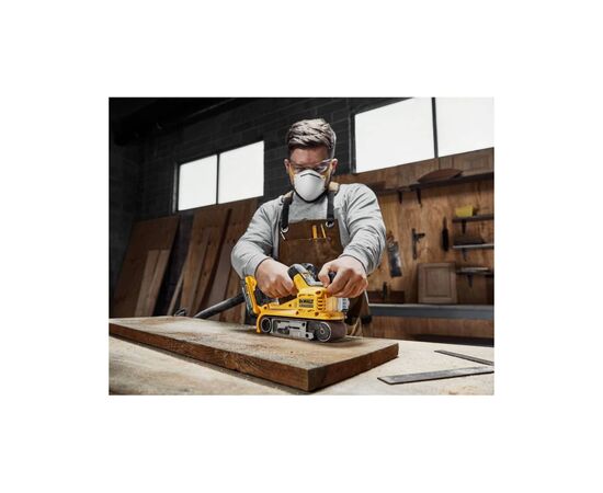 Шлифовальная машина DeWALT XR Li-Ion 18 В, 198-320 м/мин, лента 75х533 мм, TSTAK (без АКБ и ЗУ) (DCW220NT), изображение 11 Шлифовальная машина DeWALT XR Li-Ion 18 В, 198-320 м/мин, лента 75х533 мм, TSTAK (без АКБ и ЗУ) (DCW220NT), изображение 11
