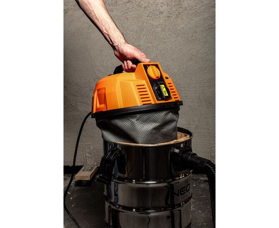 Пылесос строительный Neo Tools 1600Вт, 18 кПа, 35л, HEPA, колеса, 7.5кг (04-739), изображение 3 Пылесос строительный Neo Tools 1600Вт, 18 кПа, 35л, HEPA, колеса, 7.5кг (04-739), изображение 3