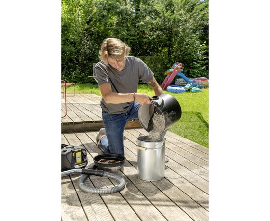 Пылесос строительный Karcher AD 2 Battery, 18В, 14л, (без АКБ и ЗУ) (1.348-300.0), изображение 8 Пылесос строительный Karcher AD 2 Battery, 18В, 14л, (без АКБ и ЗУ) (1.348-300.0), изображение 8
