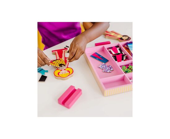 Развивающая игрушка Melissa&Doug Магнитная одевалка средняя Эбби и Эмма (MD14940), изображение 4 Развивающая игрушка Melissa&Doug Магнитная одевалка средняя Эбби и Эмма (MD14940), изображение 4