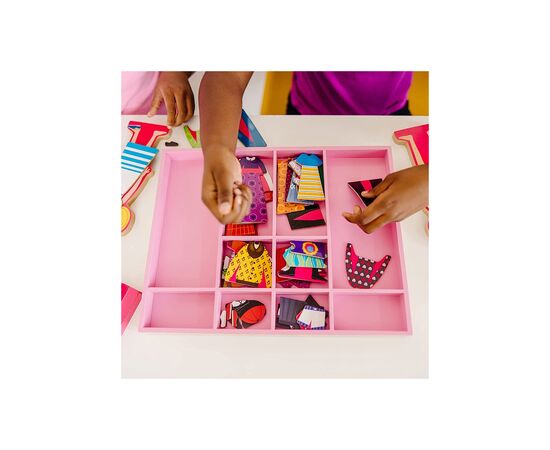 Развивающая игрушка Melissa&Doug Магнитная одевалка средняя Эбби и Эмма (MD14940), изображение 5 Развивающая игрушка Melissa&Doug Магнитная одевалка средняя Эбби и Эмма (MD14940), изображение 5