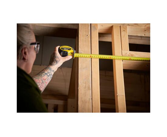 Рулетка Stanley CONTROL-LOCK, 8мх25мм, у прогумованому корпусі, з двосторонньою шкалою (STHT37232-0), зображення 6 Рулетка Stanley CONTROL-LOCK, 8мх25мм, у прогумованому корпусі, з двосторонньою шкалою (STHT37232-0), зображення 6