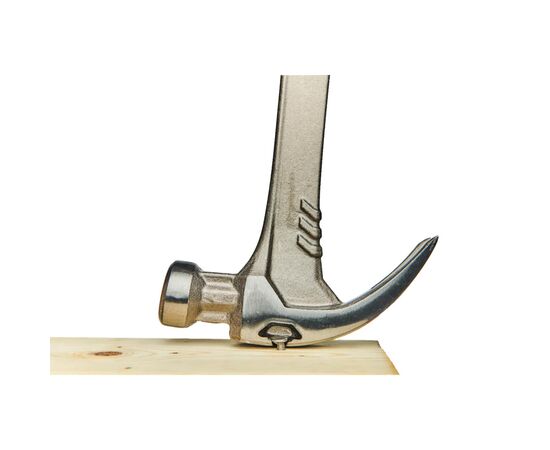 Молоток Ryobi столярный RHHSCC560, 560г, магнитный держатель, рукоятка стекловолокно (5132006036), изображение 9 Молоток Ryobi столярный RHHSCC560, 560г, магнитный держатель, рукоятка стекловолокно (5132006036), изображение 9