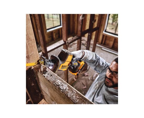 Сабельная пила DeWALT 18В XR Li-lon, 0 - 2800 ход/мин, 1.43 кг, TSTAK (без АКБ и ЗУ) (DCS369NT), изображение 6 Сабельная пила DeWALT 18В XR Li-lon, 0 - 2800 ход/мин, 1.43 кг, TSTAK (без АКБ и ЗУ) (DCS369NT), изображение 6