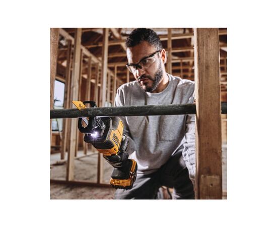 Сабельная пила DeWALT 18В XR Li-lon, 0 - 2800 ход/мин, 1.43 кг, TSTAK (без АКБ и ЗУ) (DCS369NT), изображение 7 Сабельная пила DeWALT 18В XR Li-lon, 0 - 2800 ход/мин, 1.43 кг, TSTAK (без АКБ и ЗУ) (DCS369NT), изображение 7