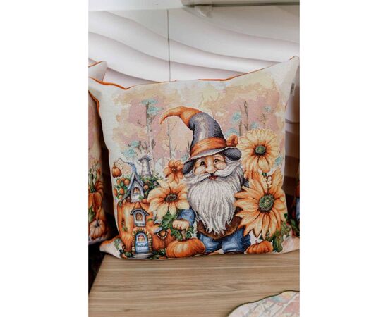 Наволочка Прованс гобеленовая декоративная Тыквенные гномы с домиком 45х45 (036214), изображение 2 Наволочка Прованс гобеленовая декоративная Тыквенные гномы с домиком 45х45 (036214), изображение 2