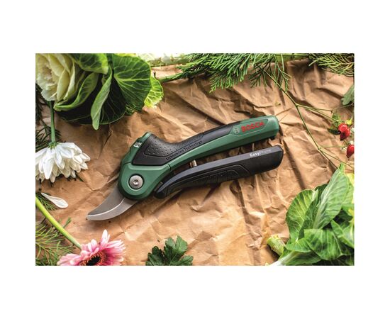 Секатор Bosch EasyPrune, 3.6В, до 25мм, 0.49кг (0.600.8B2.102), зображення 11 Секатор Bosch EasyPrune, 3.6В, до 25мм, 0.49кг (0.600.8B2.102), зображення 11