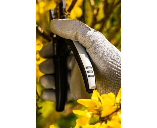 Секатор Neo Tools контактный, d реза 15мм, 185мм, 169г (15-201), изображение 5 Секатор Neo Tools контактный, d реза 15мм, 185мм, 169г (15-201), изображение 5