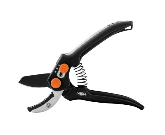 Секатор Neo Tools контактный, d реза 15мм, 185мм, 169г (15-201), изображение 7 Секатор Neo Tools контактный, d реза 15мм, 185мм, 169г (15-201), изображение 7