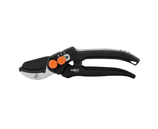 Секатор Neo Tools контактный, d реза 15мм, 185мм, 169г (15-201), изображение 9 Секатор Neo Tools контактный, d реза 15мм, 185мм, 169г (15-201), изображение 9