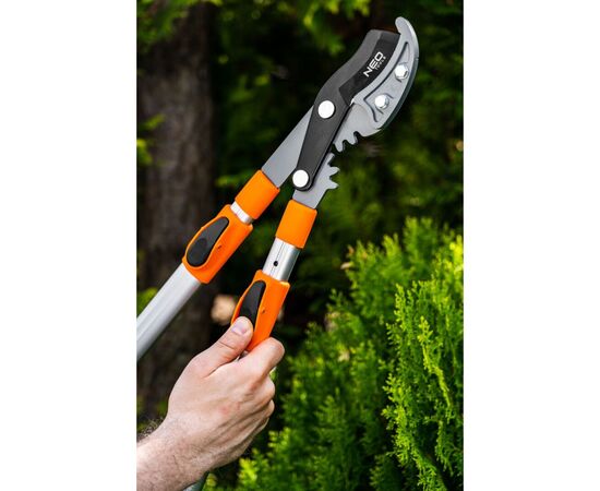 Секатор Neo Tools контактний, d різу 42мм, телескопічний 670-970мм, 1375г (15-254), зображення 2 Секатор Neo Tools контактний, d різу 42мм, телескопічний 670-970мм, 1375г (15-254), зображення 2