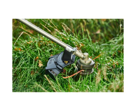 Триммер садовый Ryobi Max Power RY36BCX30A-0 36В, 30/40см нож/леска, ремни Vertebrae 4.7кг (без АКБ и ЗУ) (5133005476), изображение 4 Триммер садовый Ryobi Max Power RY36BCX30A-0 36В, 30/40см нож/леска, ремни Vertebrae 4.7кг (без АКБ и ЗУ) (5133005476), изображение 4