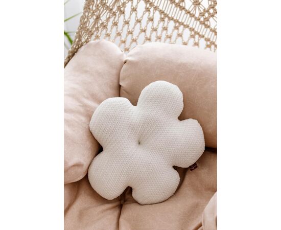 Подушка Прованс вязаная декоративная Цветочек 40 см Молочная (033713), изображение 2 Подушка Прованс вязаная декоративная Цветочек 40 см Молочная (033713), изображение 2
