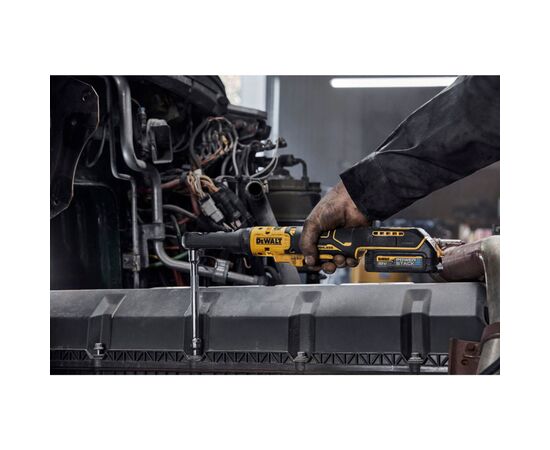 Гайковерт DeWALT угловой 18 В XR Li-lon, бесщеточный, 102 Нм, 1,2 кг (без АКБ и ЗУ) (DCF510N), изображение 6 Гайковерт DeWALT угловой 18 В XR Li-lon, бесщеточный, 102 Нм, 1,2 кг (без АКБ и ЗУ) (DCF510N), изображение 6