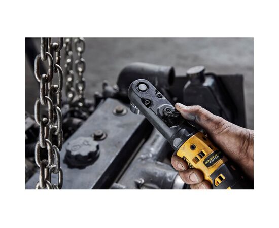 Гайковерт DeWALT угловой 18 В XR Li-lon, бесщеточный, 102 Нм, 1,2 кг (без АКБ и ЗУ) (DCF510N), изображение 9 Гайковерт DeWALT угловой 18 В XR Li-lon, бесщеточный, 102 Нм, 1,2 кг (без АКБ и ЗУ) (DCF510N), изображение 9
