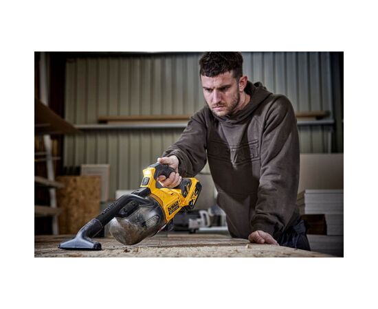 Пылесос строительный DeWALT 18 B XR Li-lon, диаметр шланга 31,8 мм, 21,7 л/с, 1.5 кг (без АКБ и ЗУ) (DCV501LN), изображение 9 Пылесос строительный DeWALT 18 B XR Li-lon, диаметр шланга 31,8 мм, 21,7 л/с, 1.5 кг (без АКБ и ЗУ) (DCV501LN), изображение 9