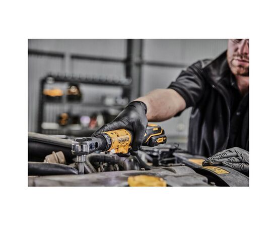 Гайковерт DeWALT угловой 12 В XR Li-lon 3Ah, бесщеточный, 54 Нм (DCF504L1G), изображение 6 Гайковерт DeWALT угловой 12 В XR Li-lon 3Ah, бесщеточный, 54 Нм (DCF504L1G), изображение 6