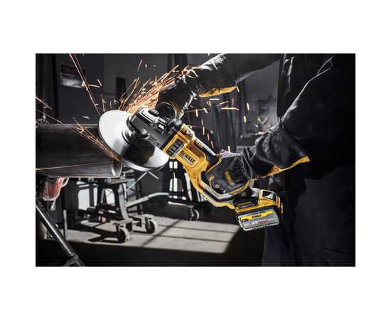 Шлифовальная машина DeWALT 54 B XR Li-lon, 230 мм, 6000об/мин, безщеточная, кейс (без АКБ и ЗУ) (DCG460NK), изображение 5 Шлифовальная машина DeWALT 54 B XR Li-lon, 230 мм, 6000об/мин, безщеточная, кейс (без АКБ и ЗУ) (DCG460NK), изображение 5