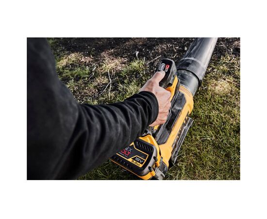 Воздуходувка DeWALT XR FLEXVOLT 54В Li-lon, 257,5 км/ч (без АКБ.и ЗУ) (DCMBL777N), изображение 9 Воздуходувка DeWALT XR FLEXVOLT 54В Li-lon, 257,5 км/ч (без АКБ.и ЗУ) (DCMBL777N), изображение 9