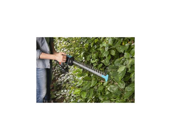 Кусторез Gardena EasyCut 420/45, 420 Вт, 45 см (09830-20.000.00), изображение 7 Кусторез Gardena EasyCut 420/45, 420 Вт, 45 см (09830-20.000.00), изображение 7