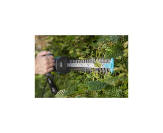 Кусторез Gardena EasyCut 420/45, 420 Вт, 45 см (09830-20.000.00), изображение 8 Кусторез Gardena EasyCut 420/45, 420 Вт, 45 см (09830-20.000.00), изображение 8