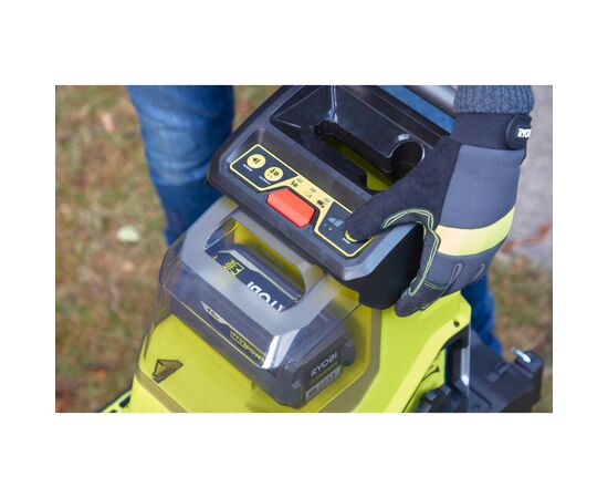 Садовый измельчитель Ryobi Max Power RY36SHX40-0 36В, 40мм, 55л, фреза низкошумная (без АКБ и ЗУ) (5133005451), изображение 6 Садовый измельчитель Ryobi Max Power RY36SHX40-0 36В, 40мм, 55л, фреза низкошумная (без АКБ и ЗУ) (5133005451), изображение 6