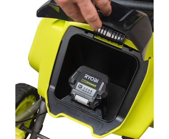 Снігоприбирач Ryobi акумуляторний Max Power RY36STX45A-140, 36В, 4Ah, 45см, викид до 8м (5133005724), зображення 5 Снігоприбирач Ryobi акумуляторний Max Power RY36STX45A-140, 36В, 4Ah, 45см, викид до 8м (5133005724), зображення 5