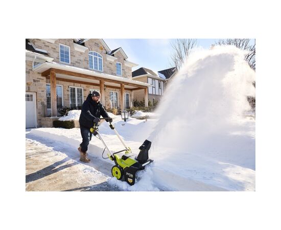 Снегоуборщик Ryobi аккумуляторный Max Power RY36STX53A-150 36В, 5Ah, 53см, выброс до 11м (5133005723), изображение 5 Снегоуборщик Ryobi аккумуляторный Max Power RY36STX53A-150 36В, 5Ah, 53см, выброс до 11м (5133005723), изображение 5