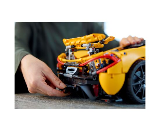 Конструктор LEGO Technic McLaren P1 3893 parts (42172), изображение 9 Конструктор LEGO Technic McLaren P1 3893 parts (42172), изображение 9