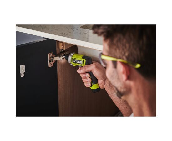 Отвертка аккумуляторная Ryobi RSD4-120T 4В, USB, Lithium, 1х2Ah, 5Нм, 200об/мин, кейс, 10 насадок (5133006210), изображение 5