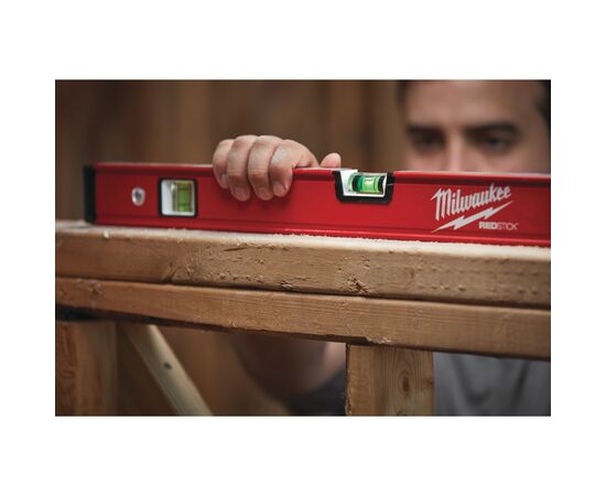 Уровень Milwaukee магнитный Box Compact, 100см (4932459085), изображение 3 Уровень Milwaukee магнитный Box Compact, 100см (4932459085), изображение 3
