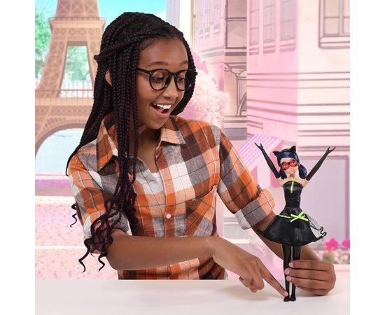 Кукла Miraculous интерактивная Леди Баг и Супер-Кот Дизайнерское перевоплощение (50414), изображение 4 Кукла Miraculous интерактивная Леди Баг и Супер-Кот Дизайнерское перевоплощение (50414), изображение 4