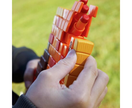Игрушечное оружие Hasbro Бластер-топор NERF Minecraft Minecraft Firebrand (F8953), изображение 4 Игрушечное оружие Hasbro Бластер-топор NERF Minecraft Minecraft Firebrand (F8953), изображение 4