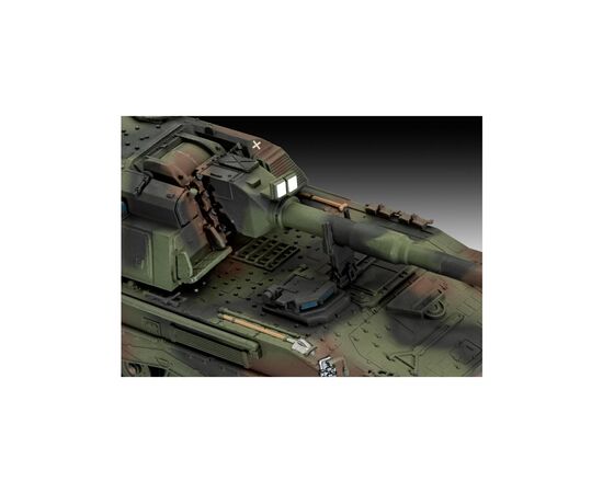 Сборная модель Revell САУ Panzerhaubitze 2000 (версия UA) уровень 4 масштаб 1:72 (RVL-63347), изображение 4 Сборная модель Revell САУ Panzerhaubitze 2000 (версия UA) уровень 4 масштаб 1:72 (RVL-63347), изображение 4