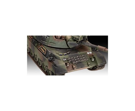 Сборная модель Revell Танк Leopard 1 A1A1-A1A4 уровень 5 масштаб 1:35 (RVL-05656), изображение 4 Сборная модель Revell Танк Leopard 1 A1A1-A1A4 уровень 5 масштаб 1:35 (RVL-05656), изображение 4