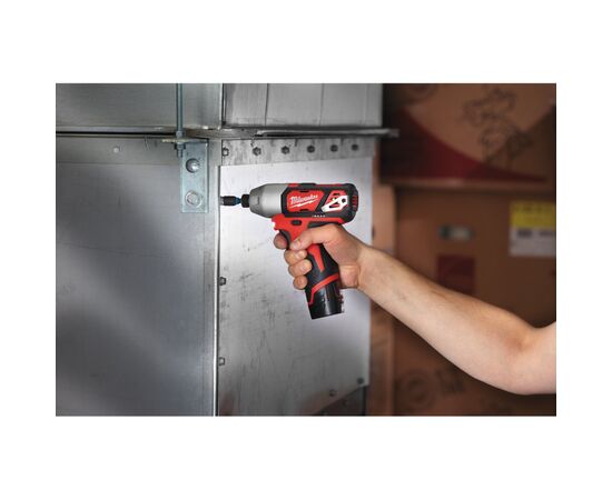 Шуруповерт Milwaukee 1/4" HEX, M12 BID-0, 112Нм (без АКБ и ЗУ) (4933441955), изображение 12 Шуруповерт Milwaukee 1/4" HEX, M12 BID-0, 112Нм (без АКБ и ЗУ) (4933441955), изображение 12