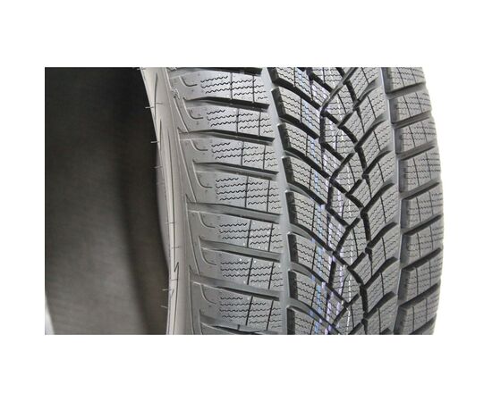 Шина Goodyear Ultra Grip Performance NA0 245/35R20 95V Gen-1 XL, изображение 2 Шина Goodyear Ultra Grip Performance NA0 245/35R20 95V Gen-1 XL, изображение 2